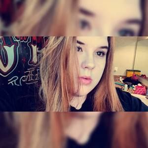 Meet your Posher, Alyssa-leigh